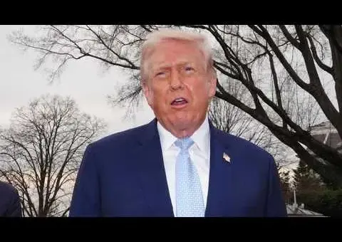 Trump’s Nuclear Threats Spark GOP Exodus, Critics Warn of War Crimes