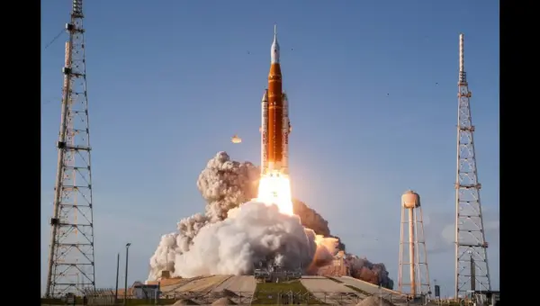 Trump’s Space Race Returns: Moon Mission Ignites Global Tensions