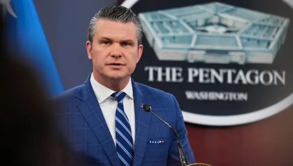 US Navy Blockades Iran, Offers Deal Amid “Operation Epic Fury”