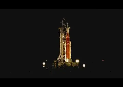 US Returns to Moon, Eyes Permanent Lunar Base